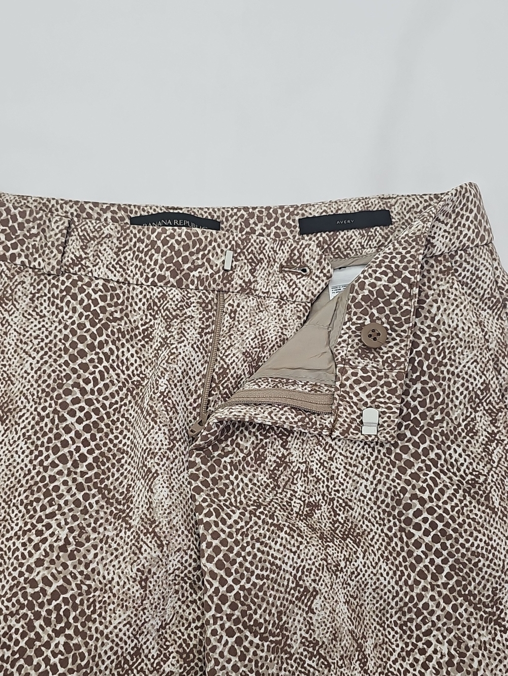 Banana Republic Leopard Print Trousers Womens Pants. Size 2 - Picture 13 of 15